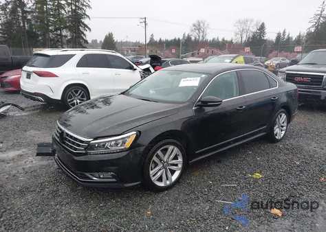 2017 Volkswagen Passat 1.8T Se z USA, uszkodzony, nr VIN 1VWGT7A31HC011345